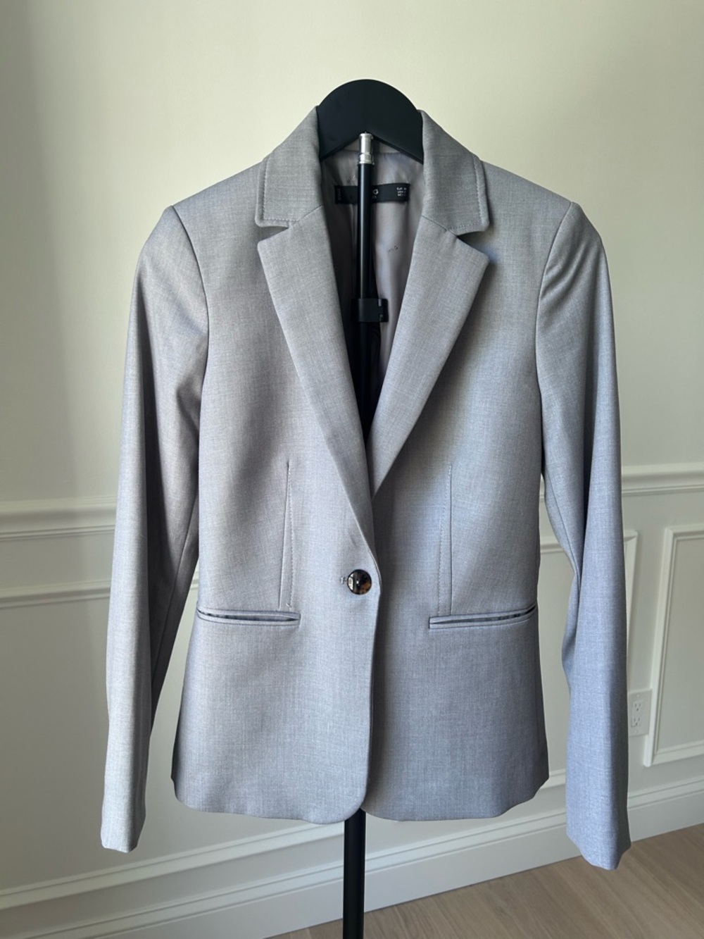 MANGO Light Gray Single-Button Tailored Blazer